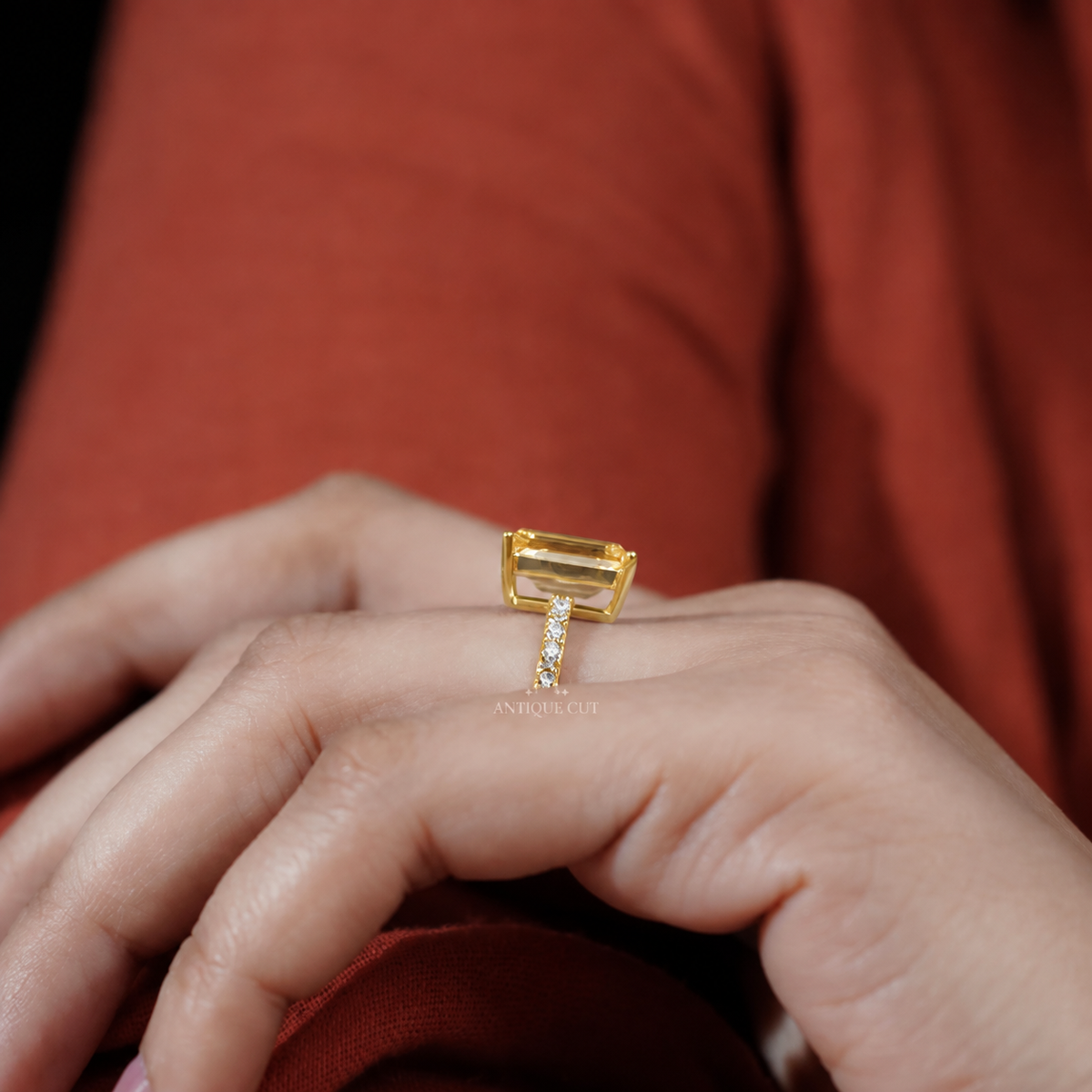 10k Yellow Gold, 14k Yellow Gold, 18k Yellow Gold