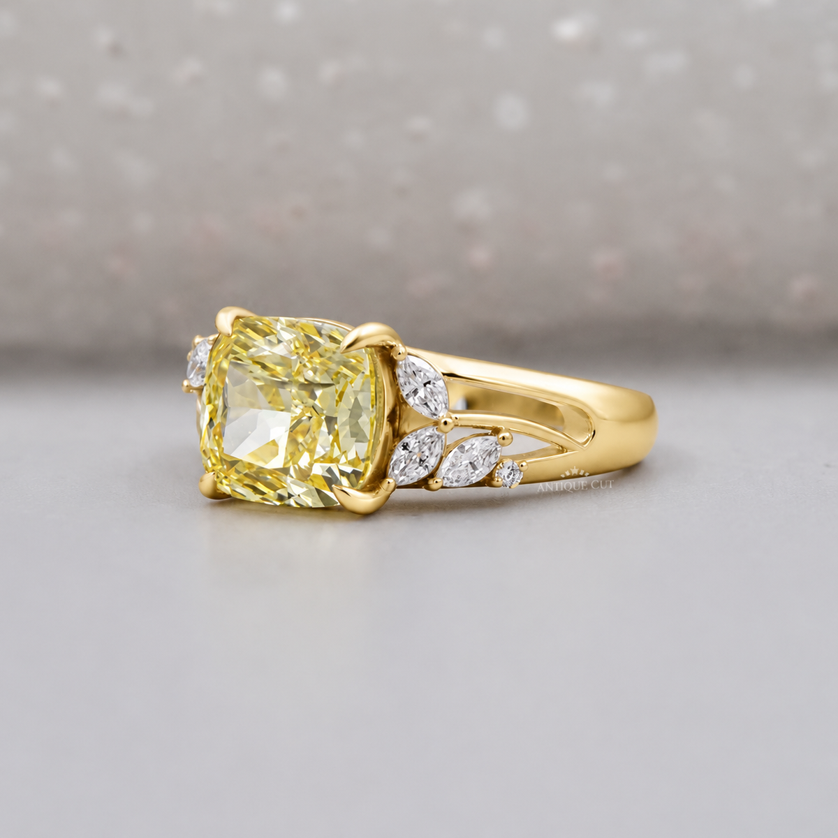 10k Yellow Gold, 14k Yellow Gold, 18k Yellow Gold