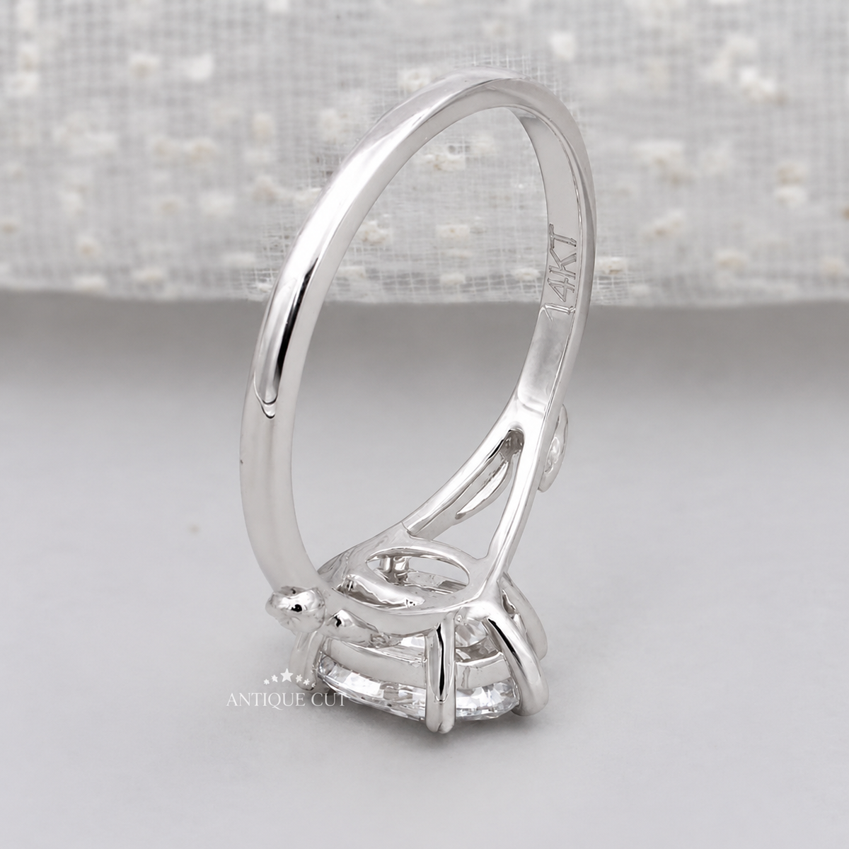 10k White Gold, 14k White Gold, 18k White Gold, Platinum