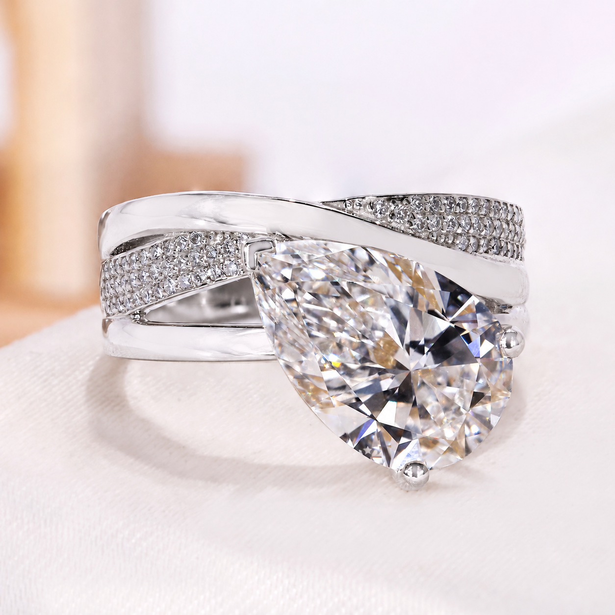 10k White Gold, 14k White Gold, 18k White Gold, Platinum