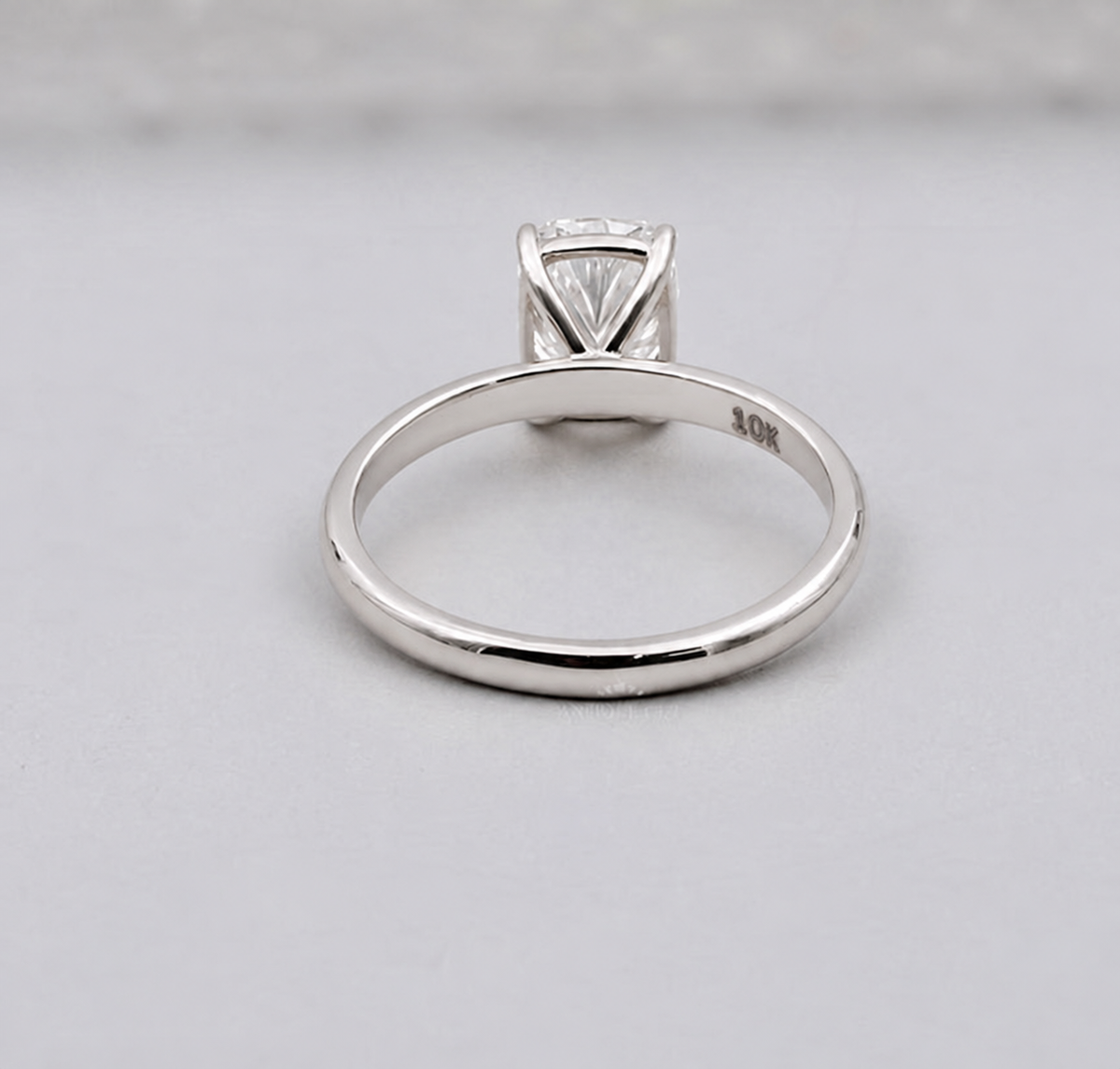10k White Gold, 14k White Gold, 18k White Gold, Platinum