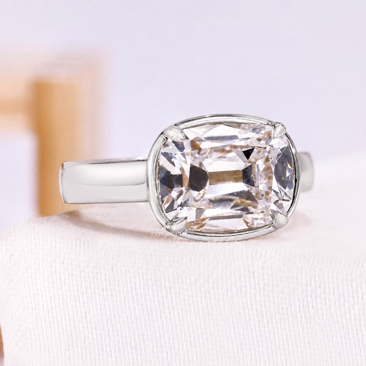 10k White Gold, 14k White Gold, 18k White Gold, Platinum