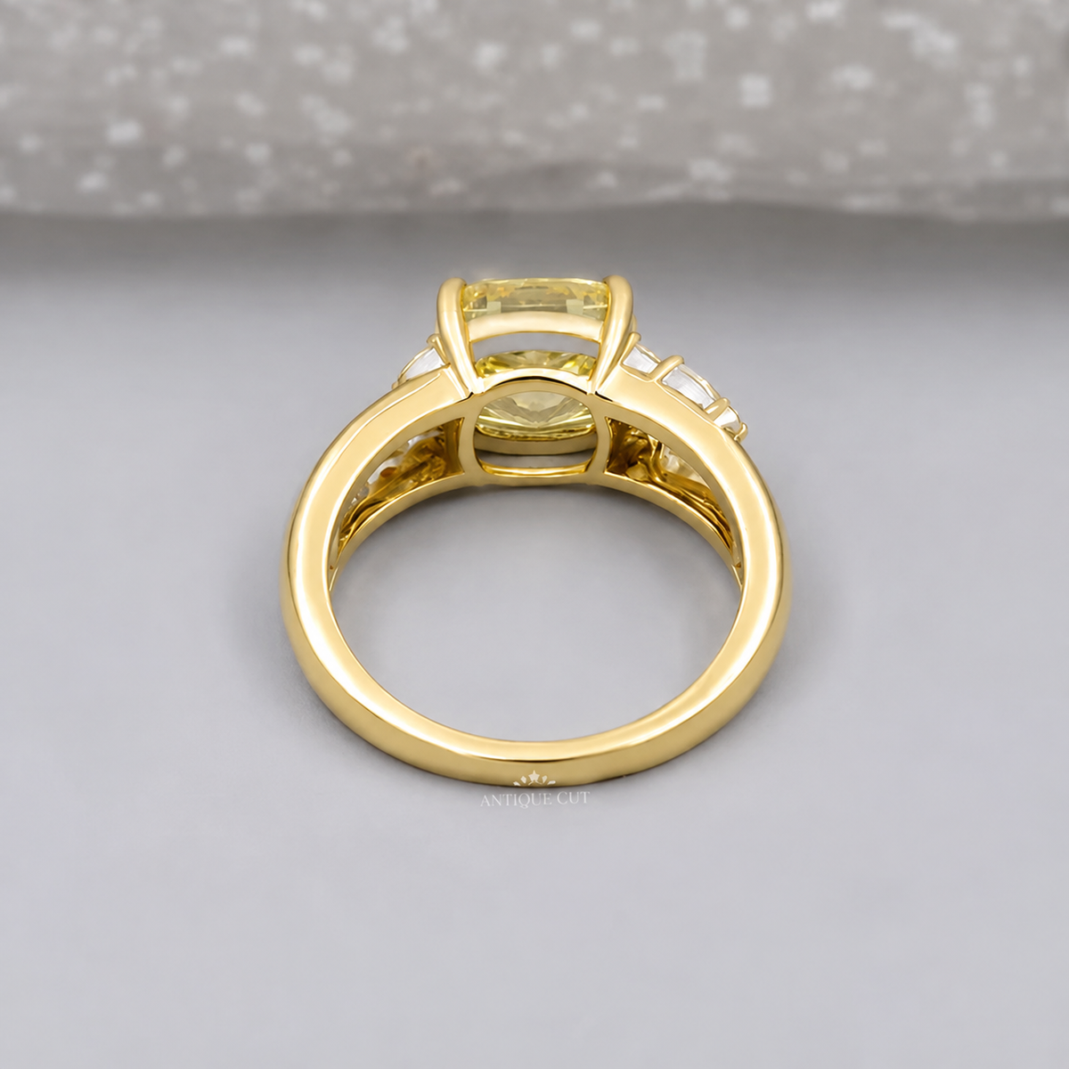 10k Yellow Gold, 14k Yellow Gold, 18k Yellow Gold