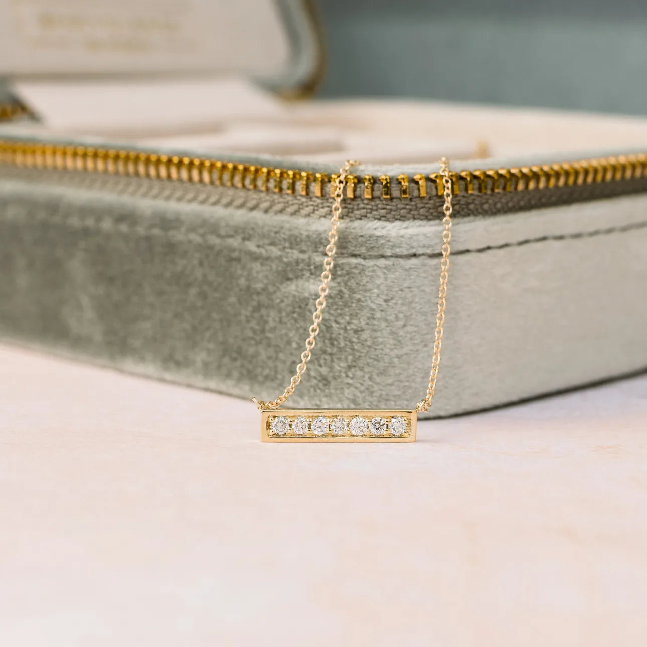 #Color_Yellow Gold
