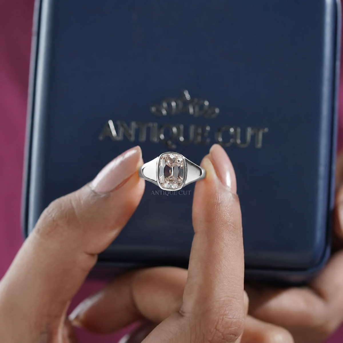 10k White Gold, 14k White Gold, 18k White Gold, Platinum