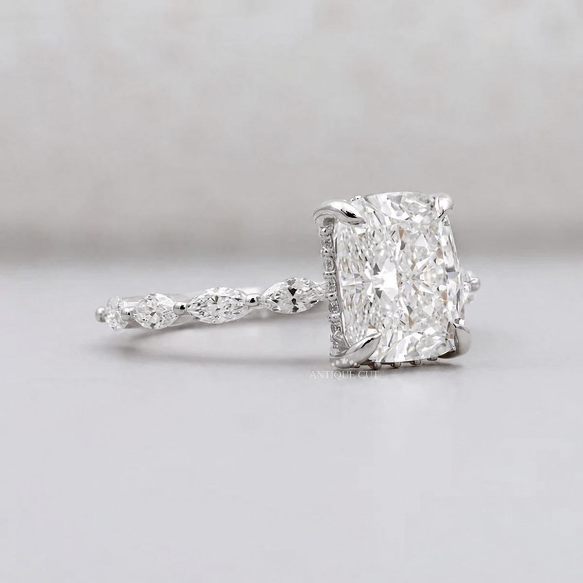10k White Gold, 14k White Gold, 18k White Gold, Platinum