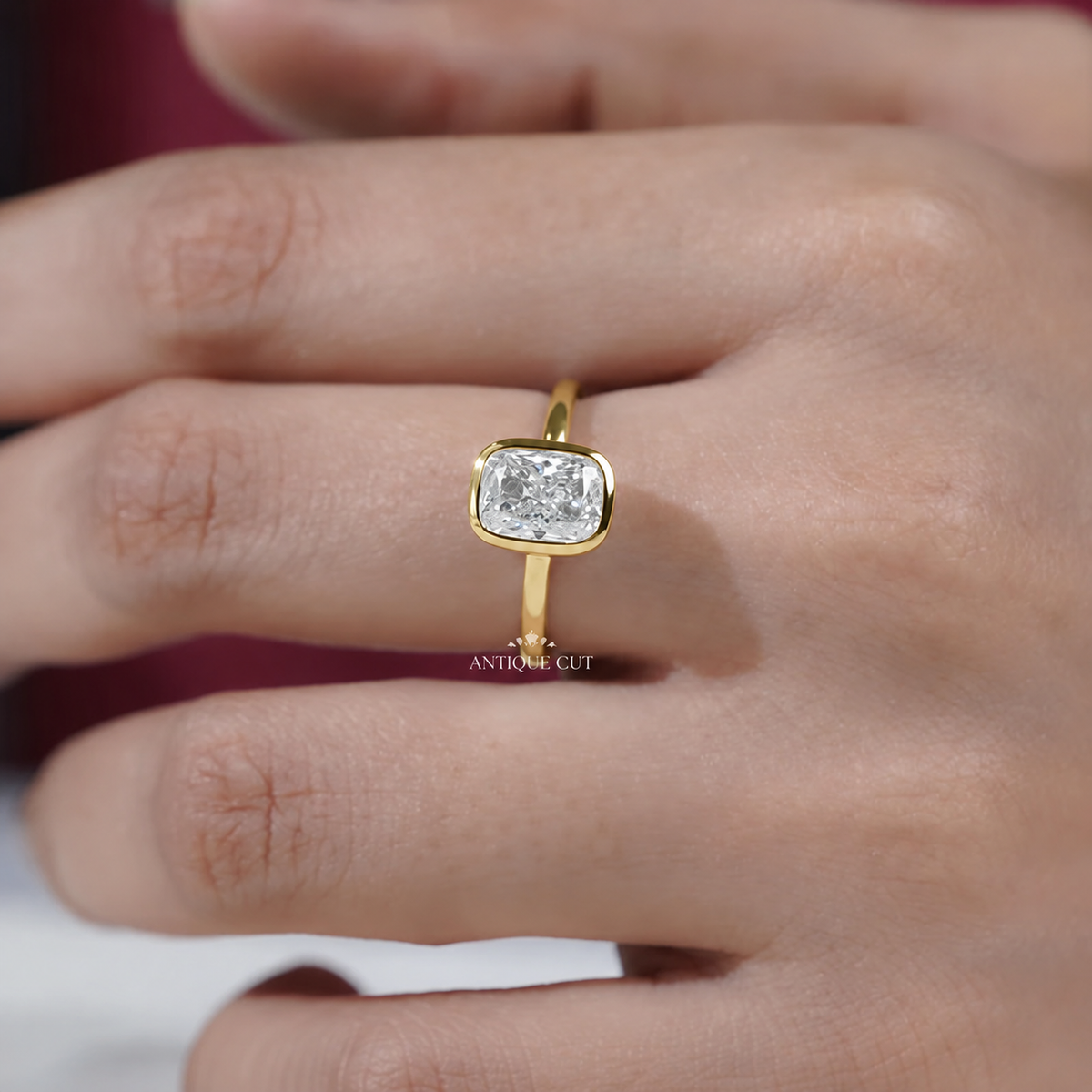 10k Yellow Gold, 14k Yellow Gold, 18k Yellow Gold