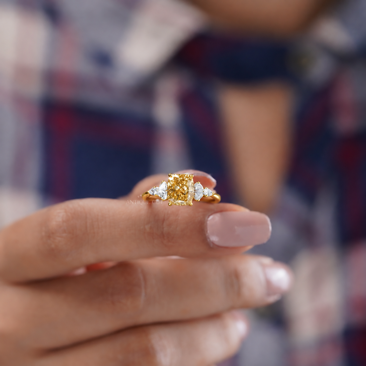 10k Yellow Gold, 14k Yellow Gold, 18k Yellow Gold