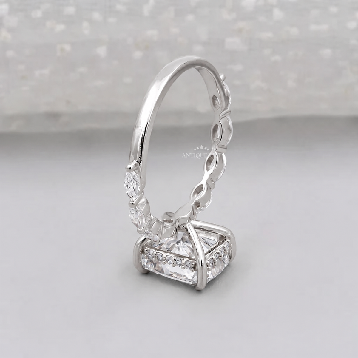 10k White Gold, 14k White Gold, 18k White Gold, Platinum