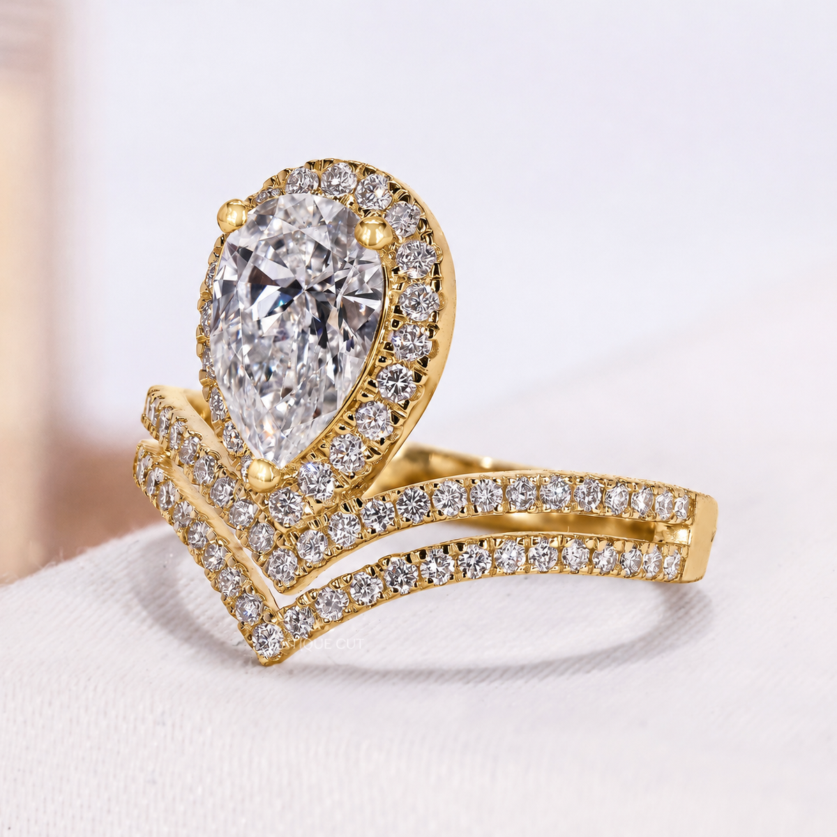 10k Yellow Gold, 14k Yellow Gold, 18k Yellow Gold