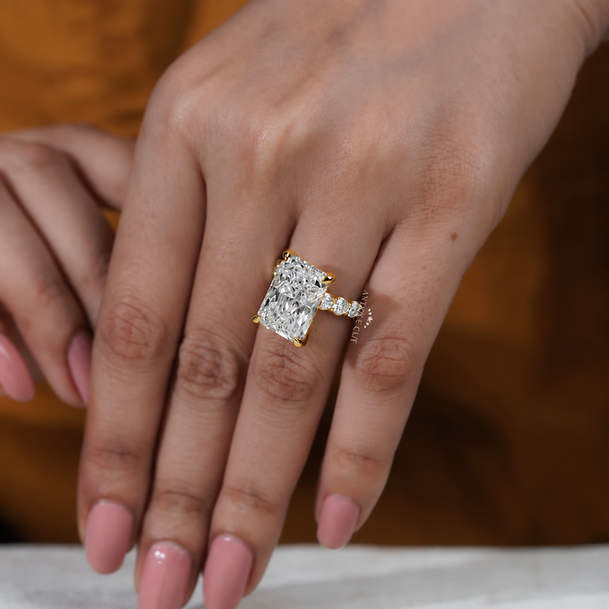10k Yellow Gold, 14k Yellow Gold, 18k Yellow Gold