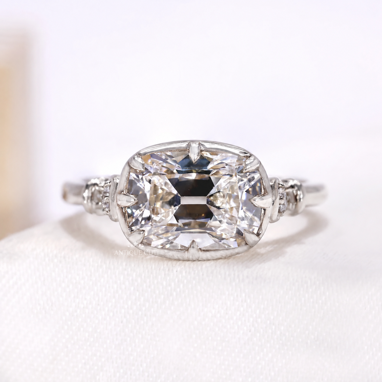 10k White Gold, 14k White Gold, 18k White Gold, Platinum