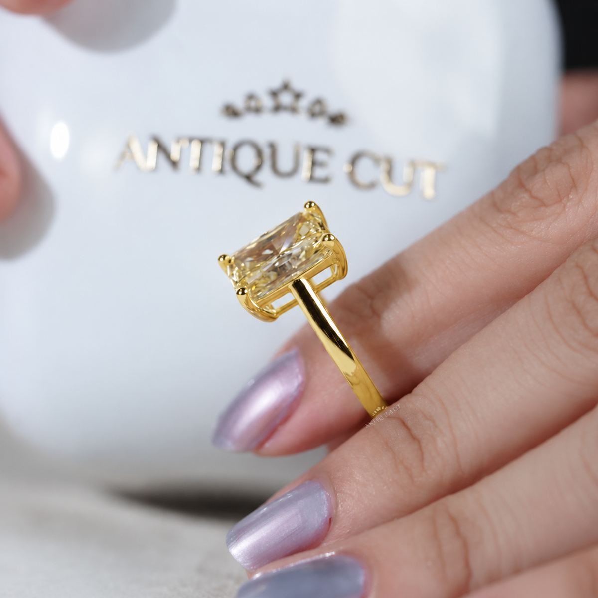 10k Yellow Gold, 14k Yellow Gold, 18k Yellow Gold