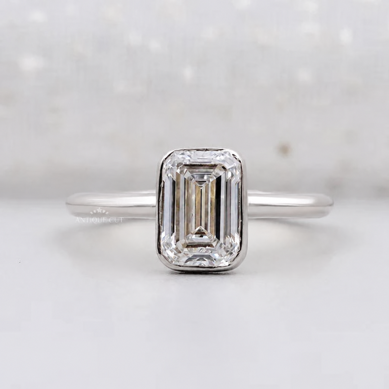 10k White Gold, 14k White Gold, 18k White Gold, Platinum
