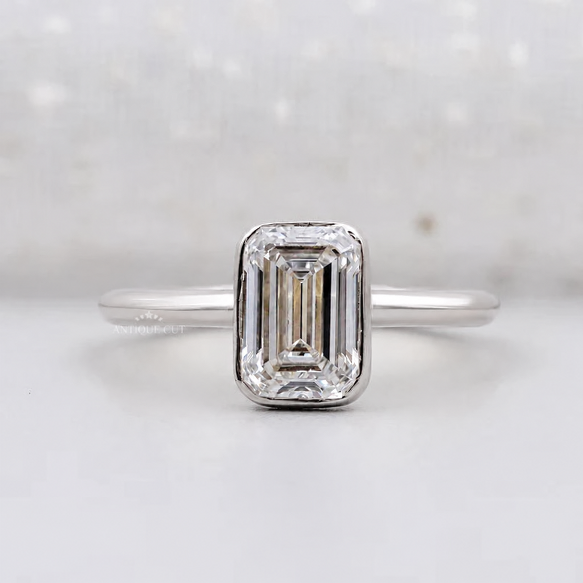 10k White Gold, 14k White Gold, 18k White Gold, Platinum