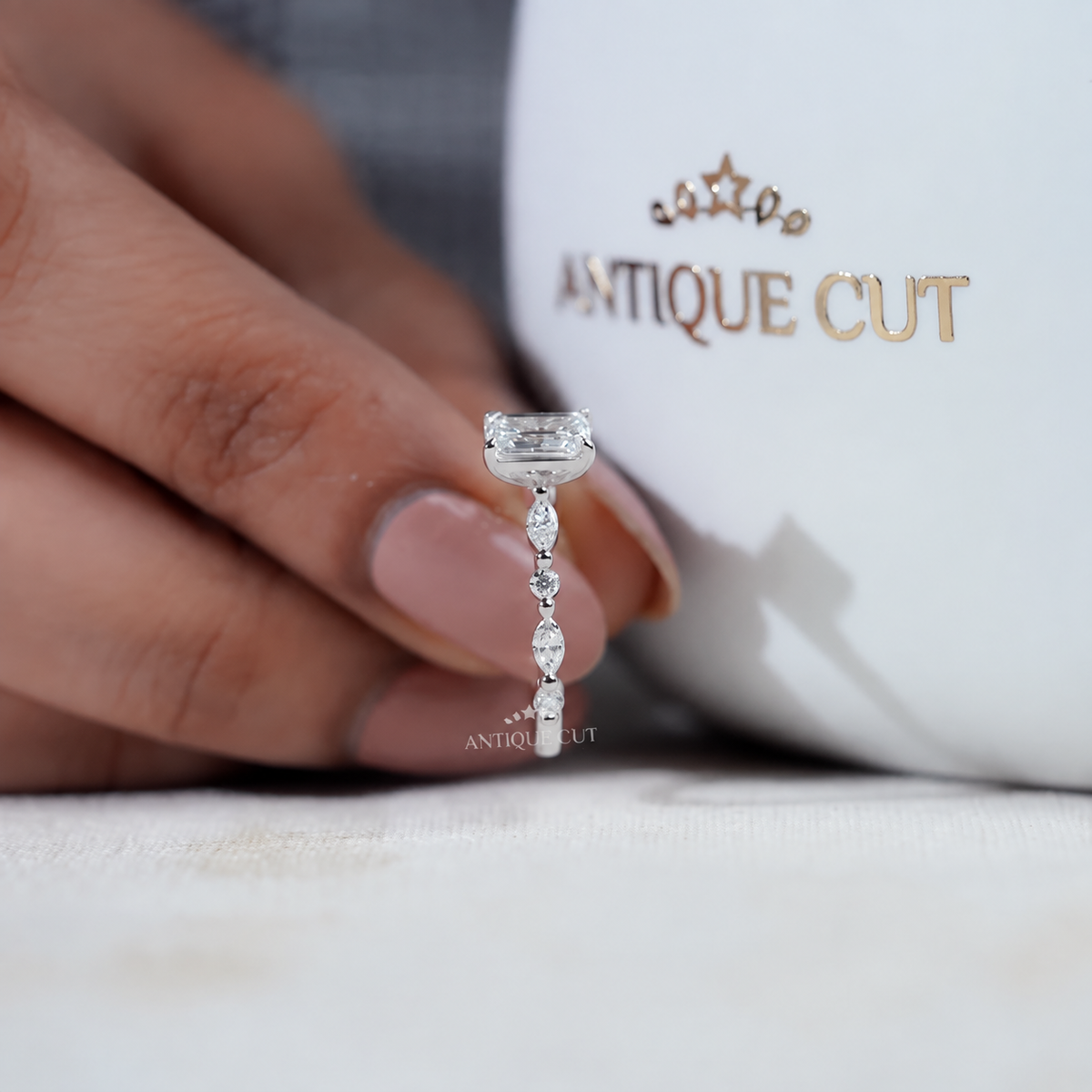 10k White Gold, 14k White Gold, 18k White Gold, Platinum