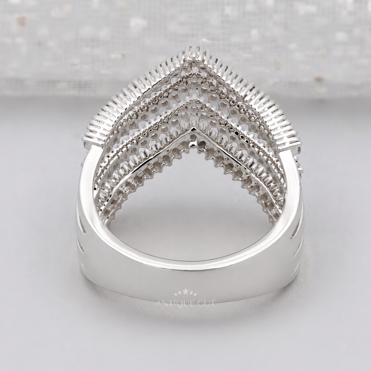 10k White Gold, 14k White Gold, 18k White Gold, Platinum