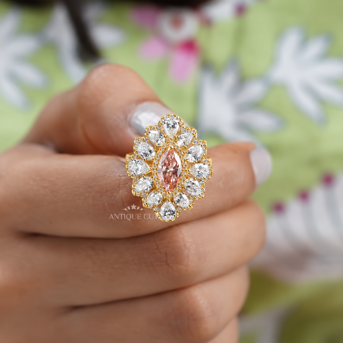 10k Yellow Gold, 14k Yellow Gold, 18k Yellow Gold