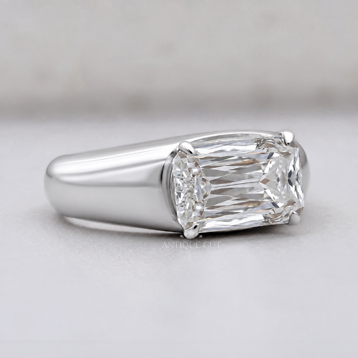 10k White Gold, 14k White Gold, 18k White Gold, Platinum
