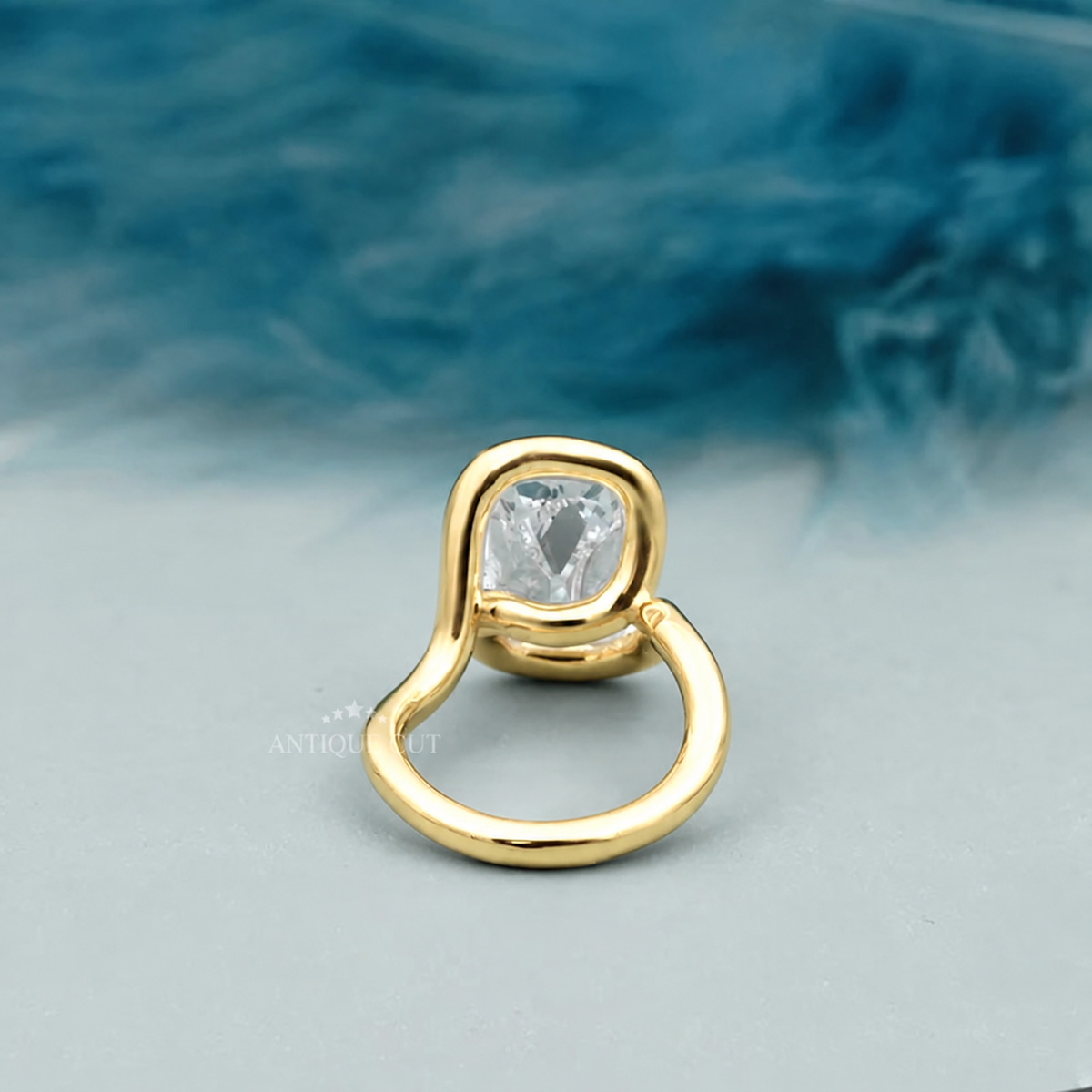 10k Yellow Gold, 14k Yellow Gold, 18k Yellow Gold