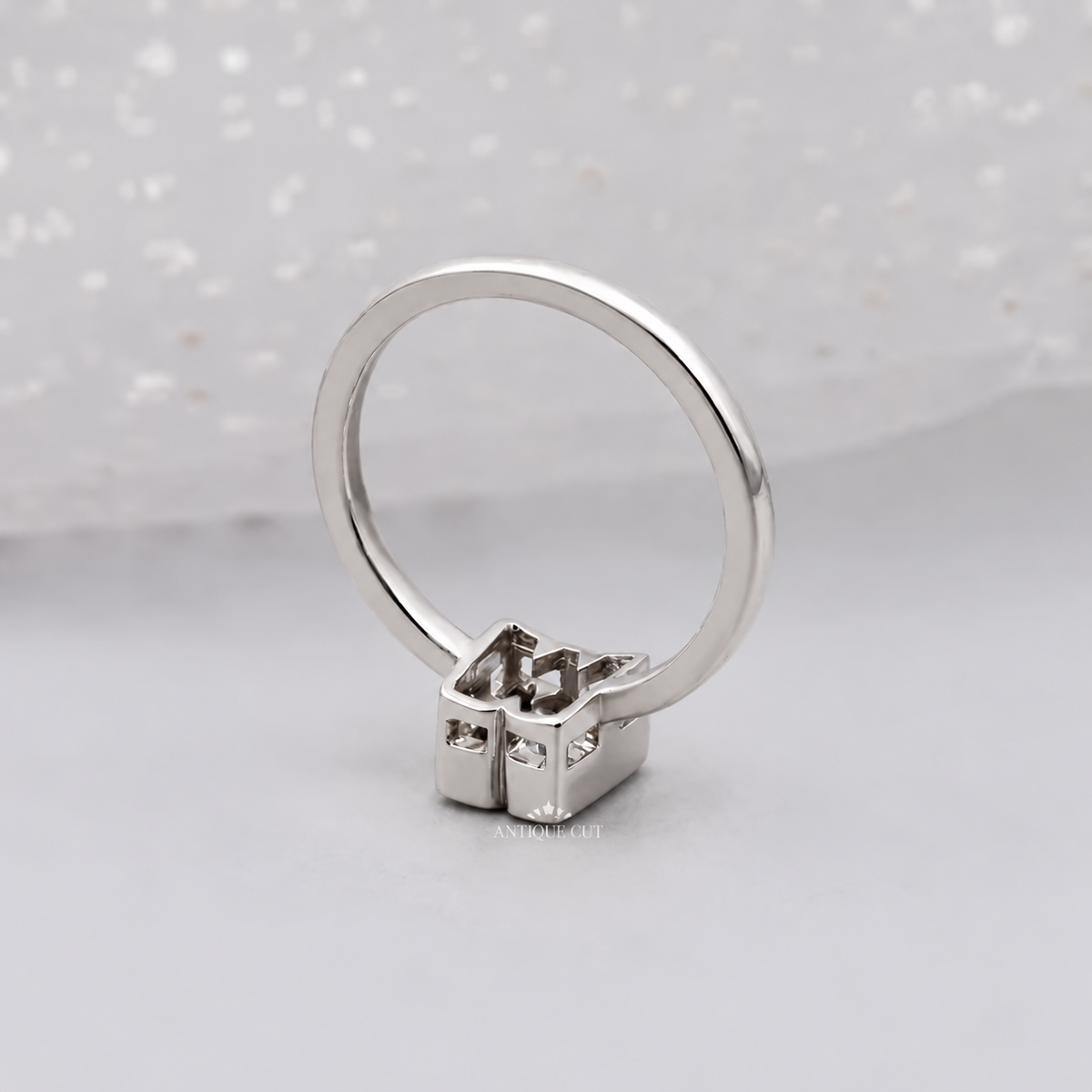 10k White Gold, 14k White Gold, 18k White Gold, Platinum