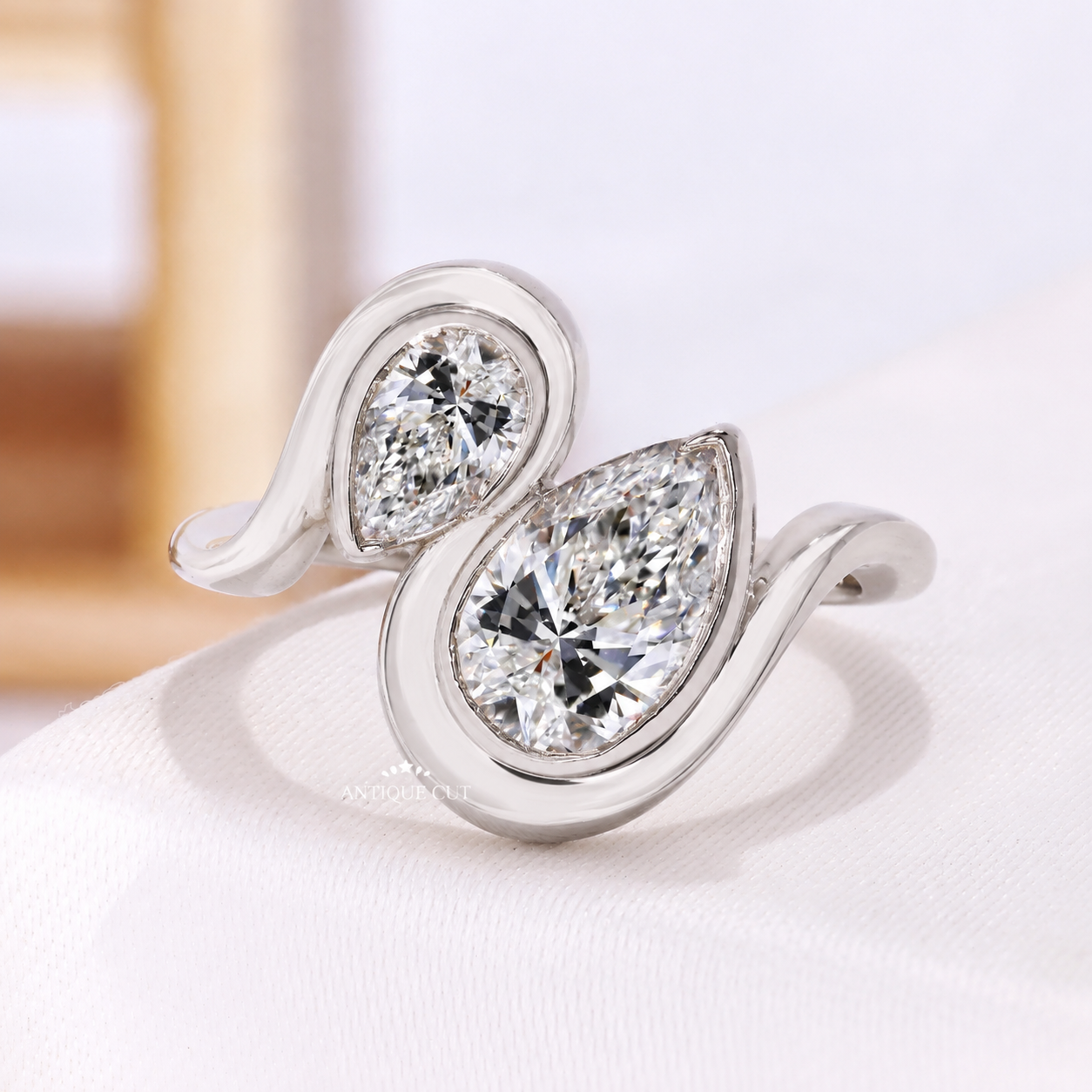 10k White Gold, 14k White Gold, 18k White Gold, Platinum