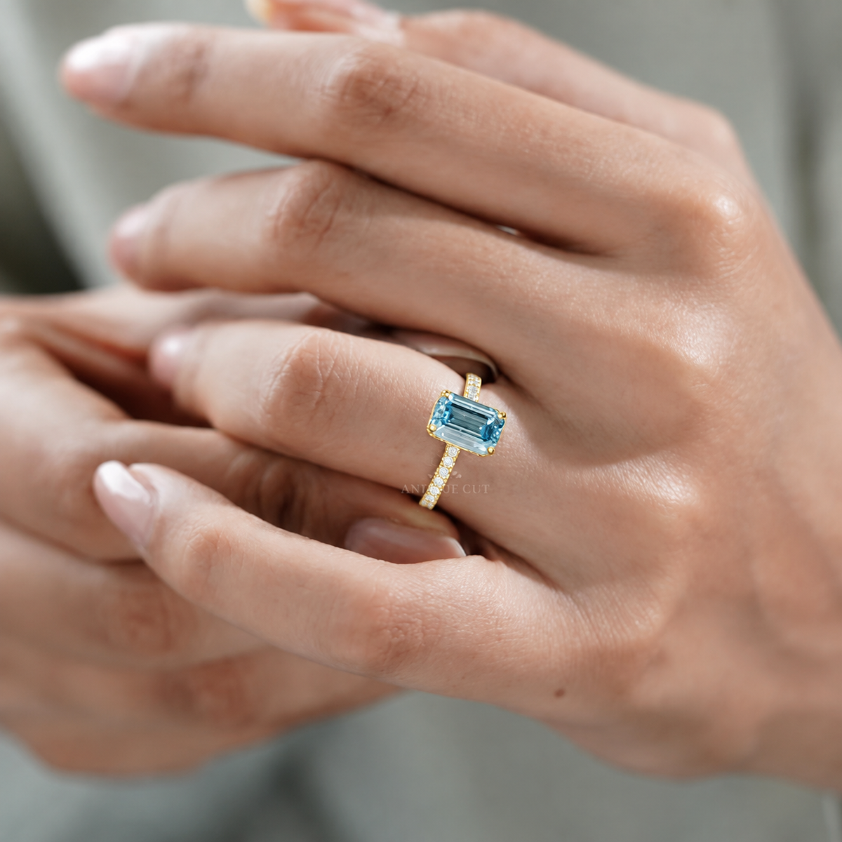 10k Yellow Gold, 14k Yellow Gold, 18k Yellow Gold