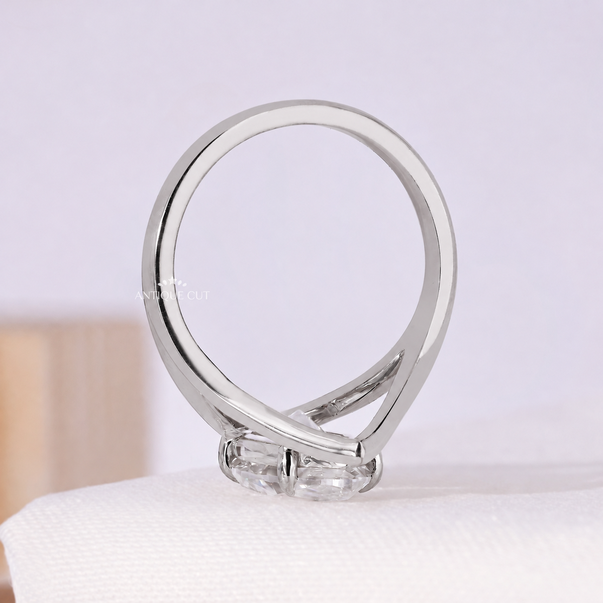 10k White Gold, 14k White Gold, 18k White Gold, Platinum