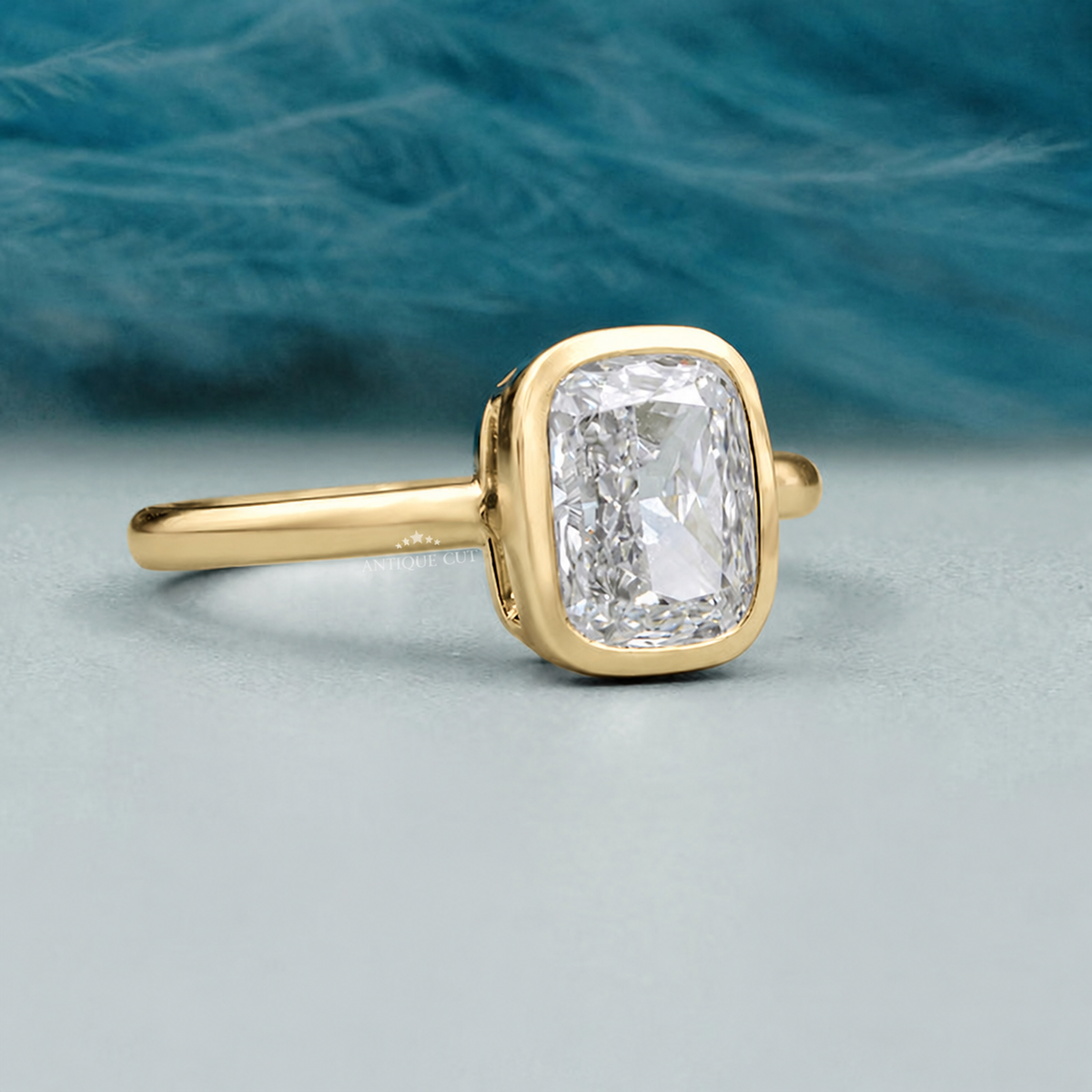 10k Yellow Gold, 14k Yellow Gold, 18k Yellow Gold
