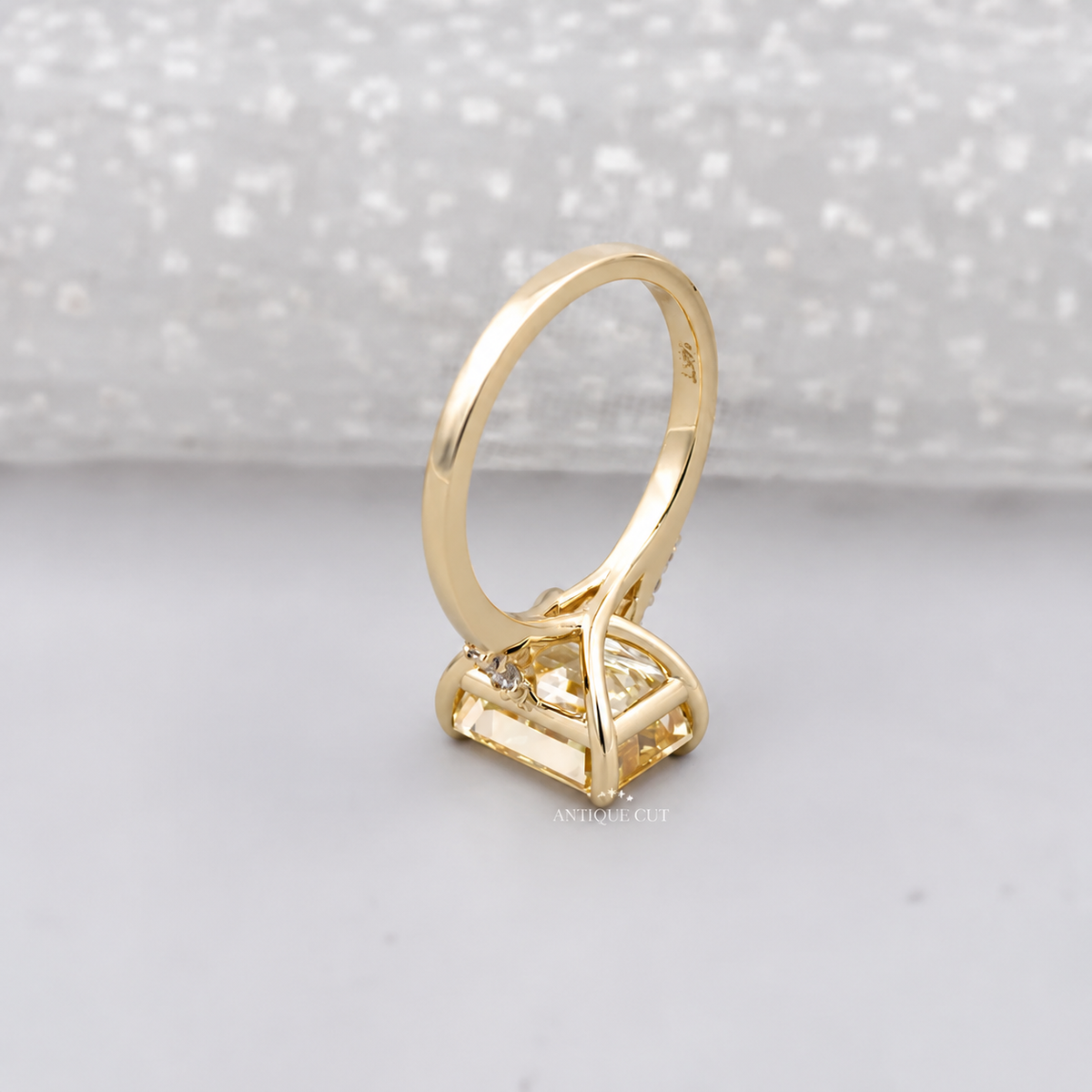 10k Yellow Gold, 14k Yellow Gold, 18k Yellow Gold