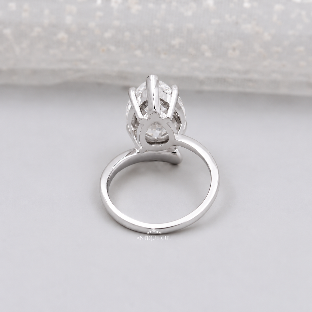 10k White Gold, 14k White Gold, 18k White Gold, Platinum