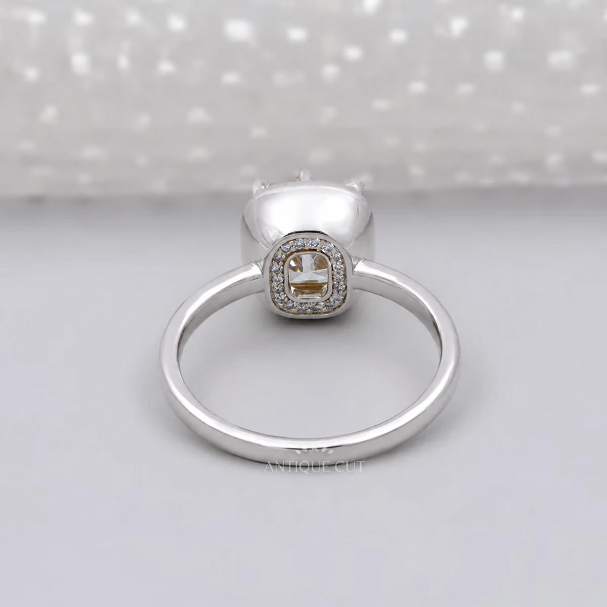 10k White Gold, 14k White Gold, 18k White Gold, Platinum