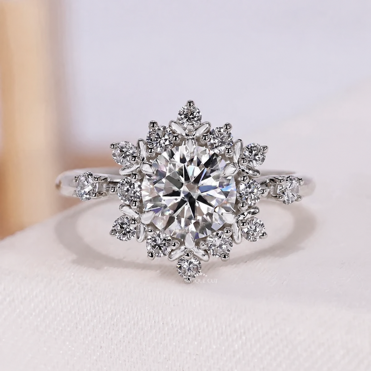 10k White Gold, 14k White Gold, 18k White Gold, Platinum