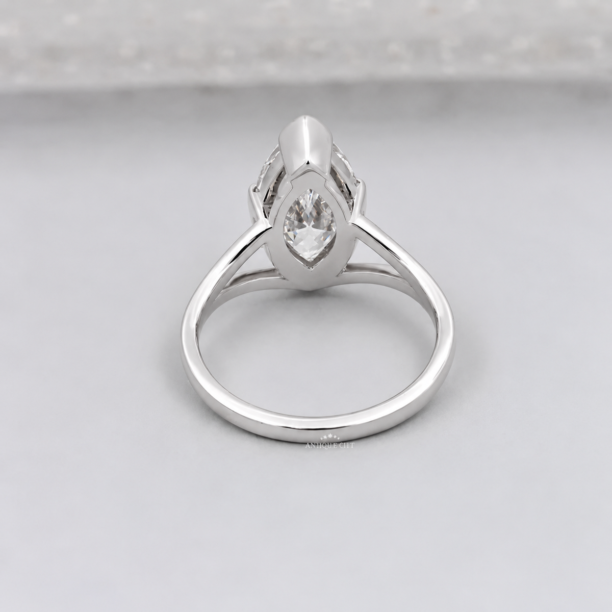 10k White Gold, 14k White Gold, 18k White Gold, Platinum