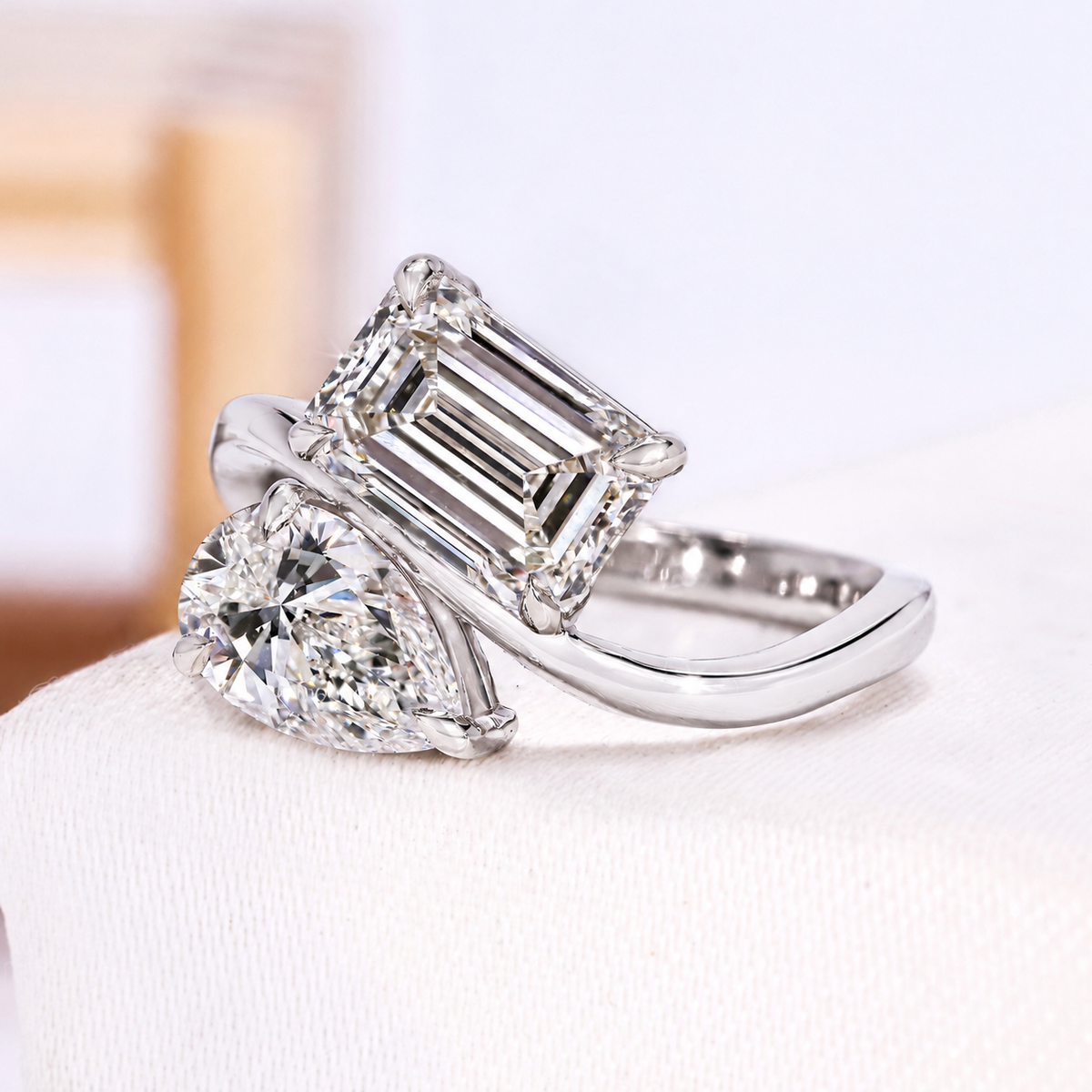 10k White Gold, 14k White Gold, 18k White Gold, Platinum