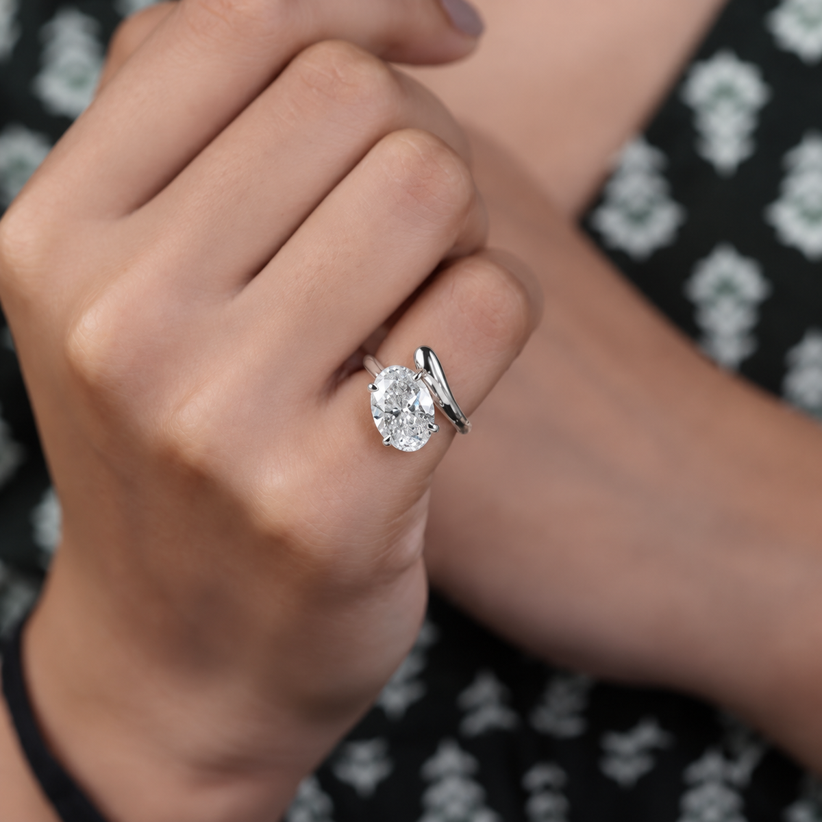 10k White Gold, 14k White Gold, 18k White Gold, Platinum