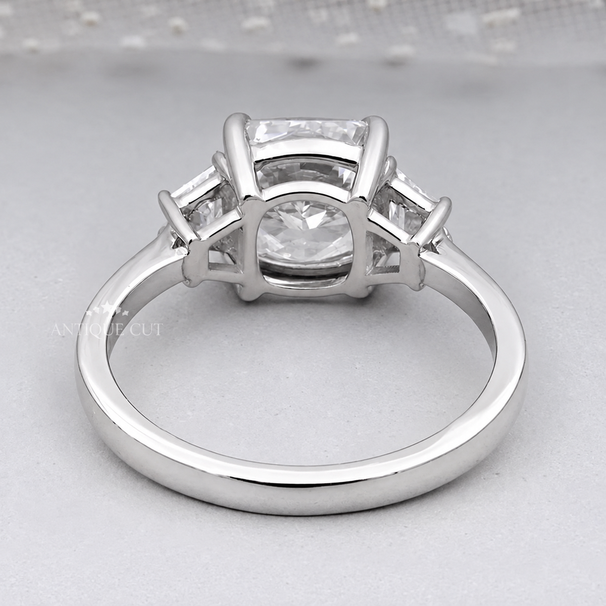 10k White Gold, 14k White Gold, 18k White Gold, Platinum