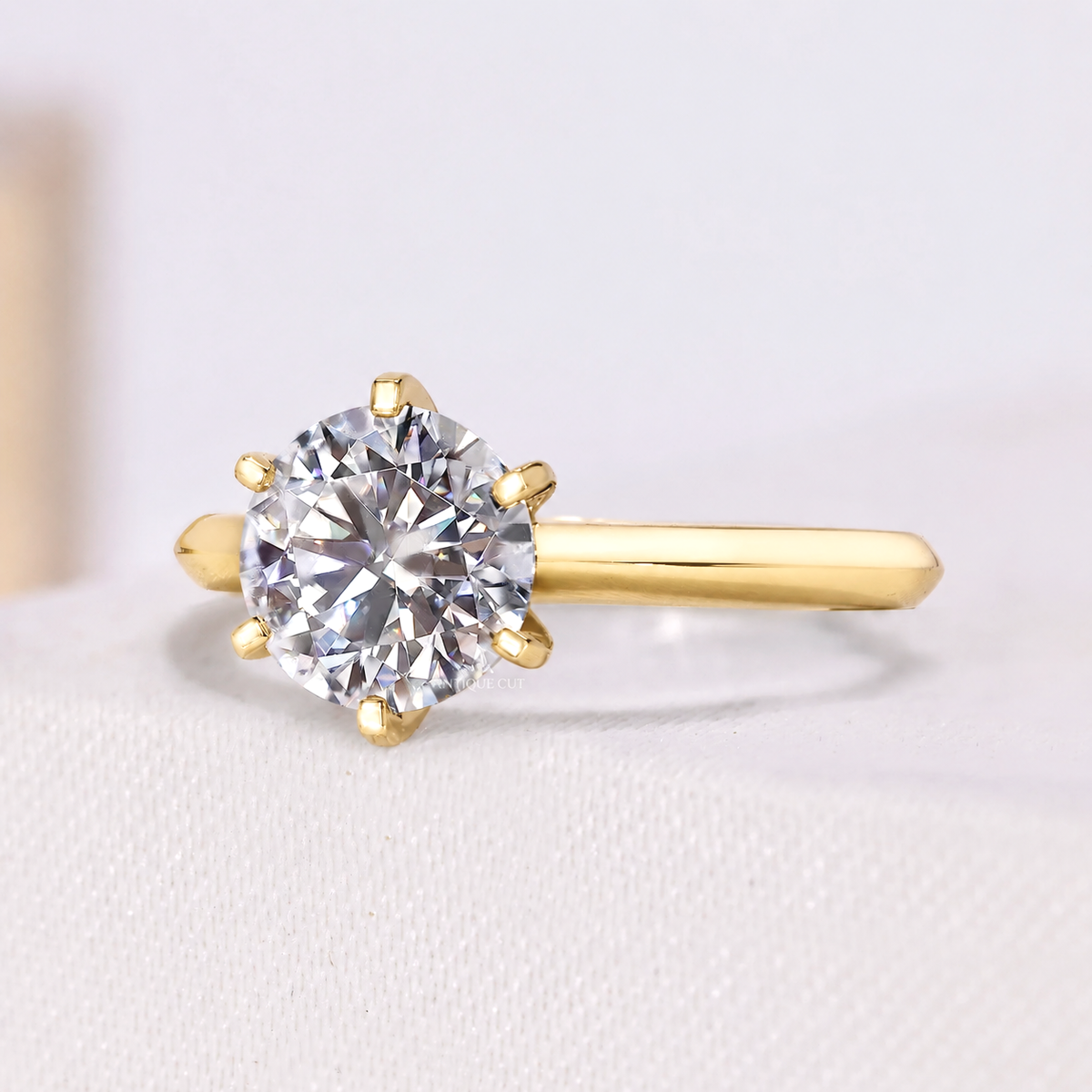 10k Yellow Gold, 14k Yellow Gold, 18k Yellow Gold