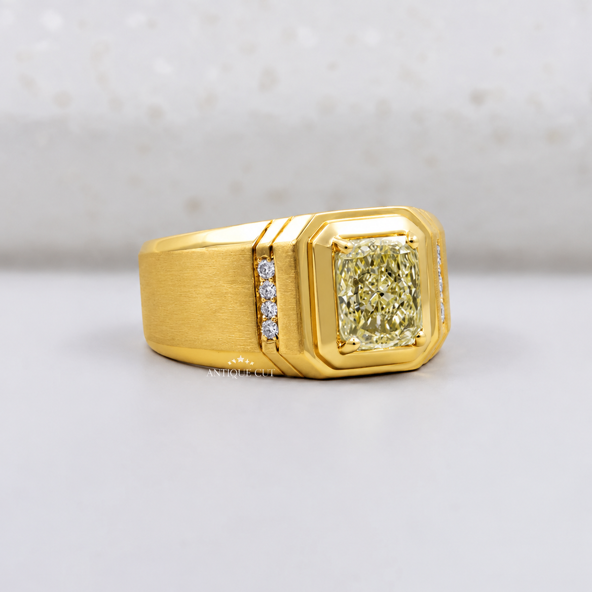 10k Yellow Gold, 14k Yellow Gold, 18k Yellow Gold