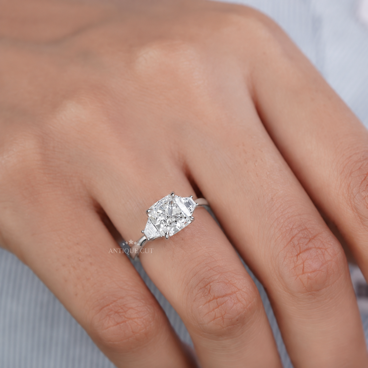 10k White Gold, 14k White Gold, 18k White Gold, Platinum