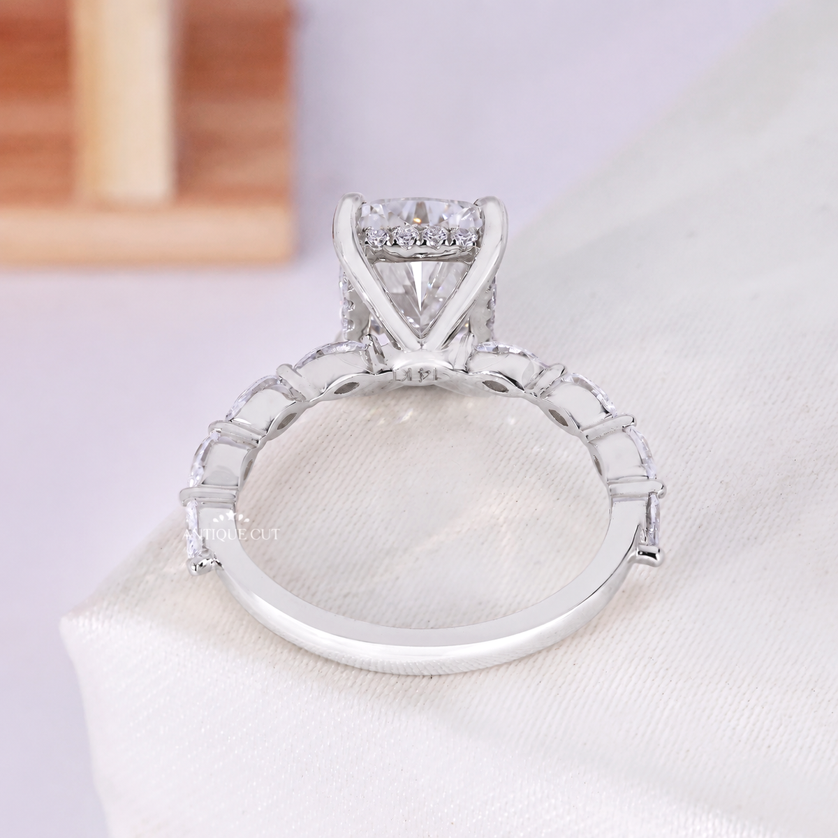 10k White Gold, 14k White Gold, 18k White Gold, Platinum