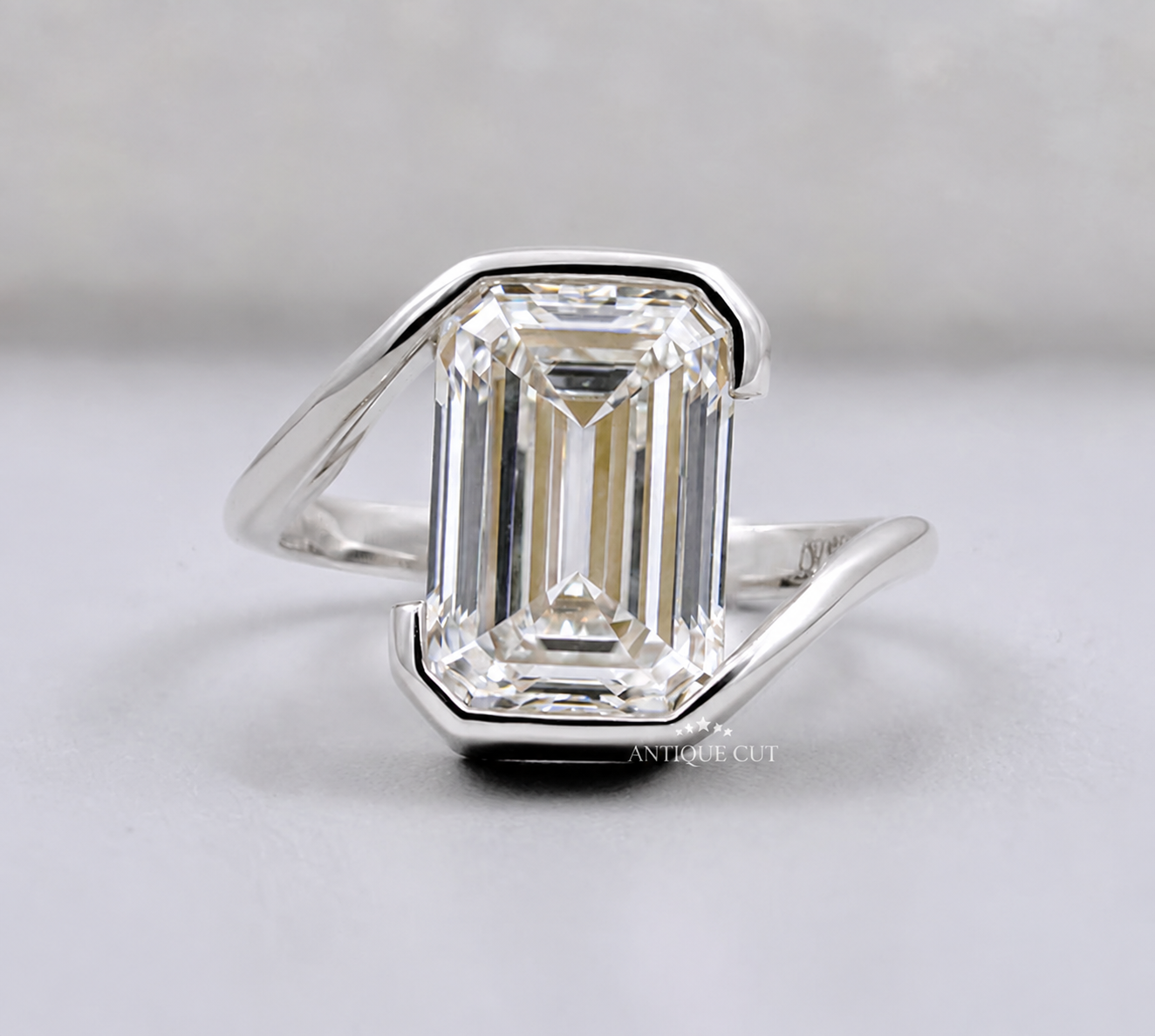10k White Gold, 14k White Gold, 18k White Gold, Platinum