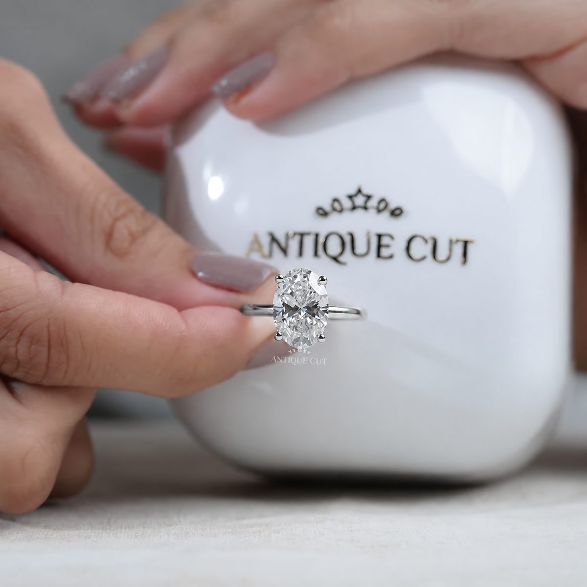 10k White Gold, 14k White Gold, 18k White Gold, Platinum