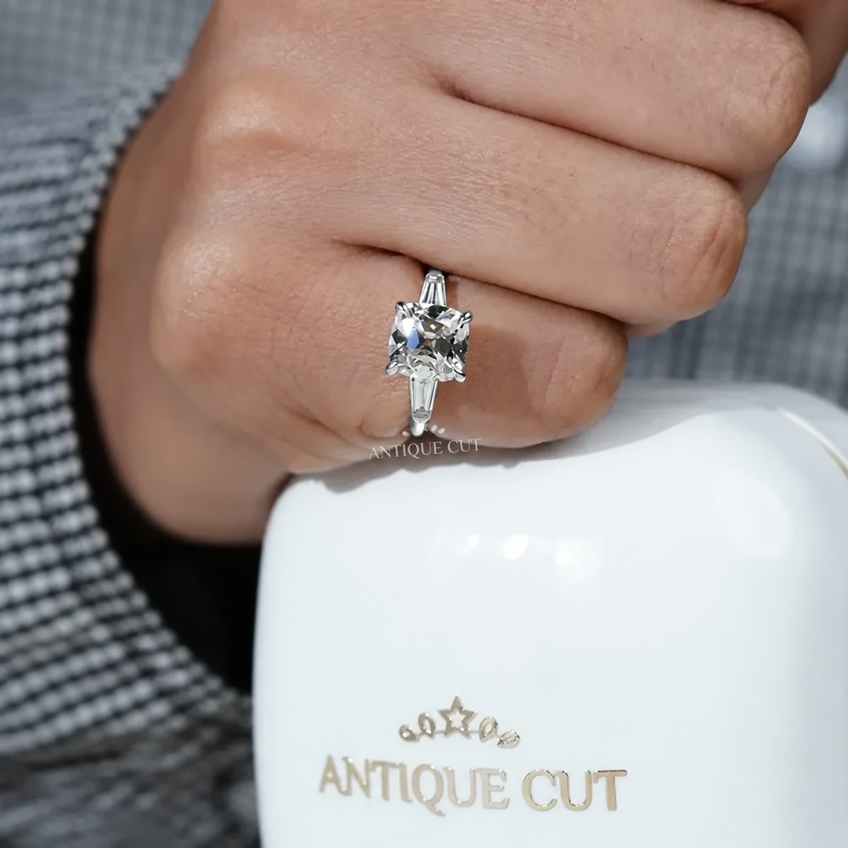 10k White Gold, 14k White Gold, 18k White Gold, Platinum
