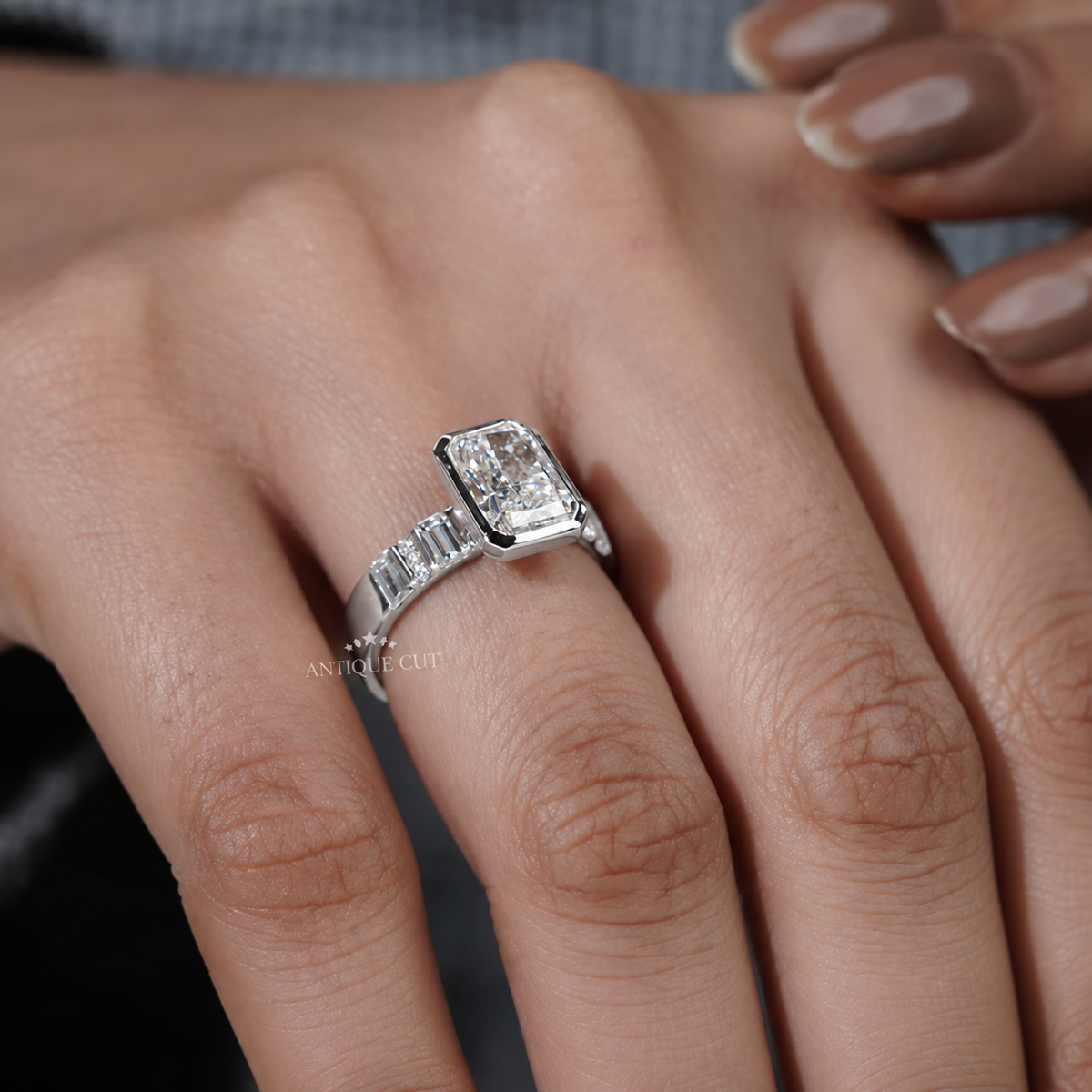10k White Gold, 14k White Gold, 18k White Gold, Platinum