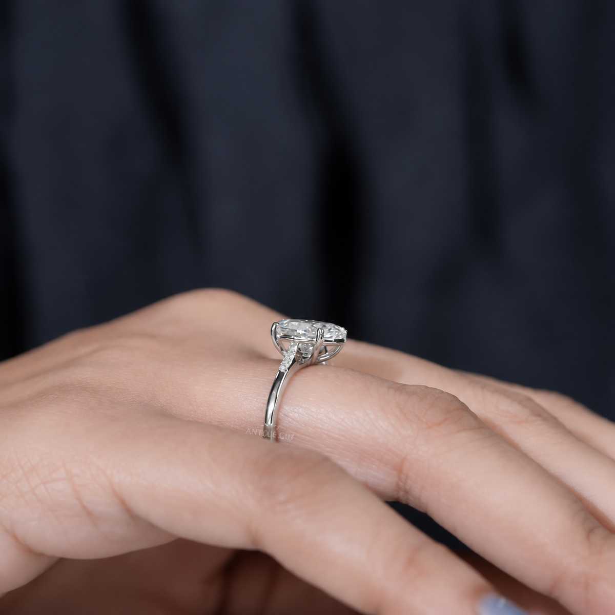 10k White Gold, 14k White Gold, 18k White Gold, Platinum