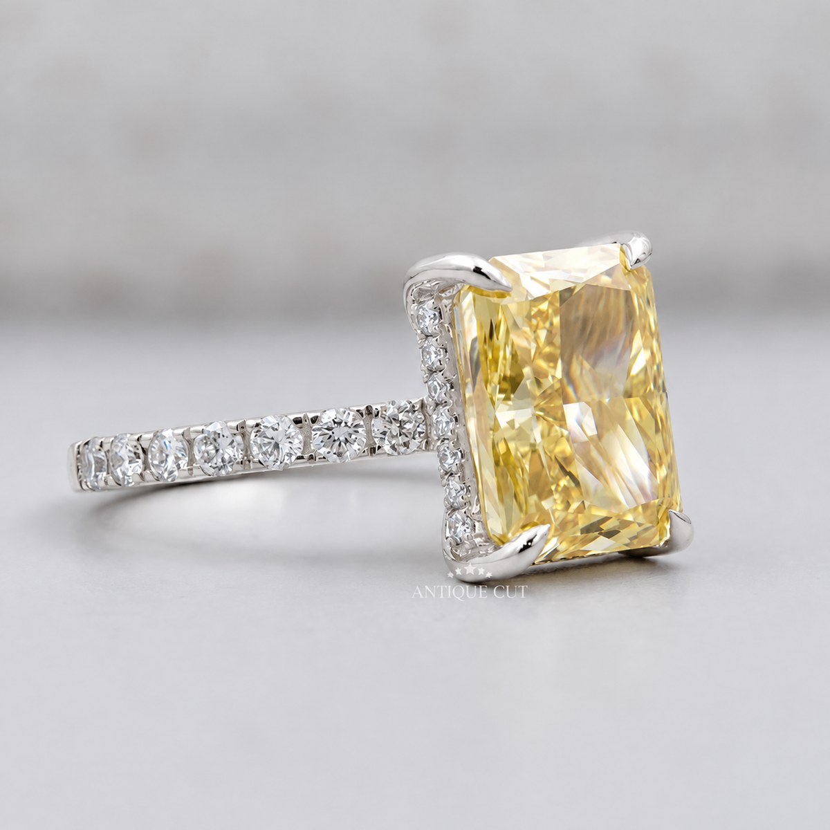 10k White Gold, 14k White Gold, 18k White Gold, Platinum
