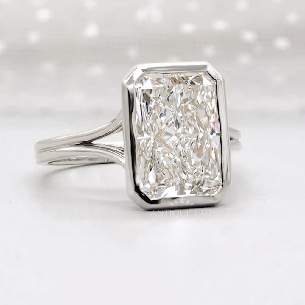 10k White Gold, 14k White Gold, 18k White Gold, Platinum