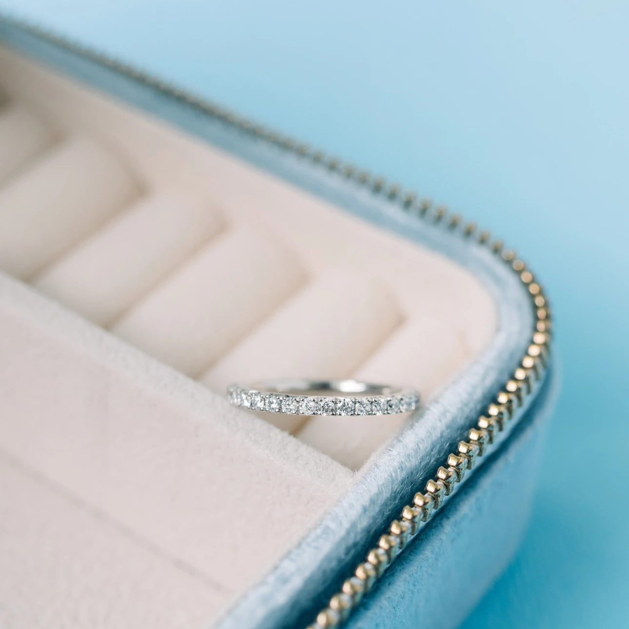 #Color_White Gold
