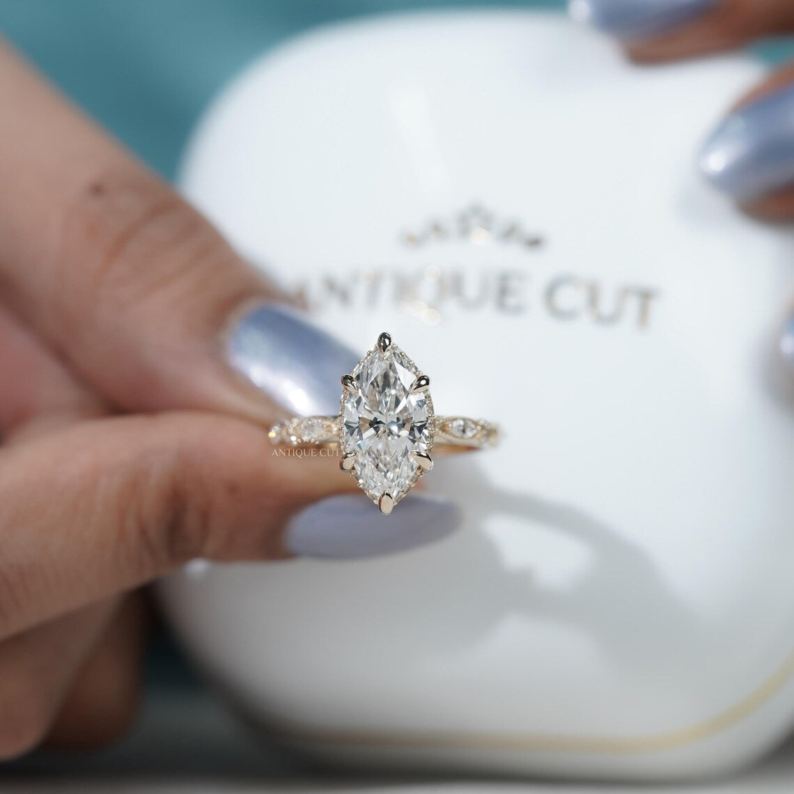 Luxury marquise cut diamond ring yellow gold antique band
